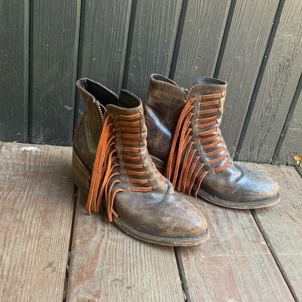 Corral Fringe Leather Ankle Boots - Brown and Sienna Size 7